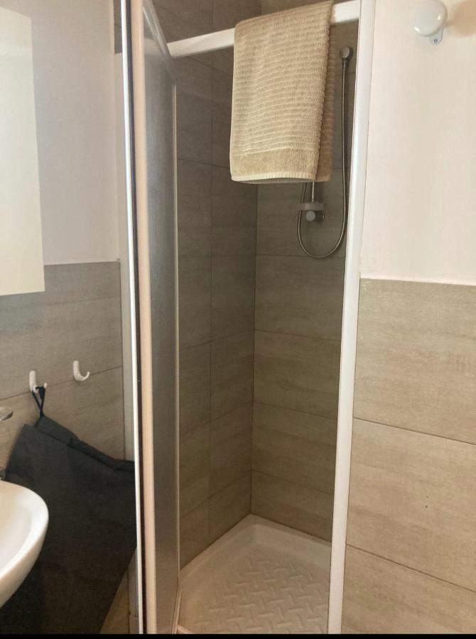 Ferienwohnung Casa Gibuti Acitrezza Aci Castello Exterior foto